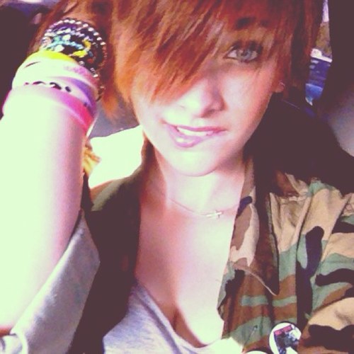 Paris Jackson pinta o cabelo acidentalmente de ruivo 4f7ba42b7cd8983571b72c4f85684629