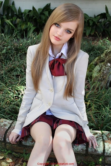 صور باربي الحقيقية KotaKoti-a-16-Year-Old-Teen-a-Real-Life-Barbie-004