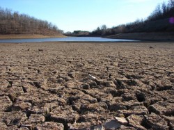 Usa: la siccita' sta prosciugando il Missisipi,il padre delle acque The-Mississippi-River-Is-Drying-Up-250x187