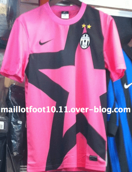 propocision de cambiar ekipacion y escudo Juve%2B2012