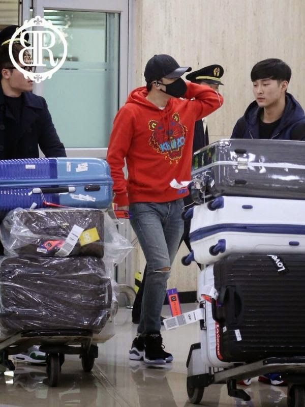 [7/11/2014][Pho] BIG BANG tại sân bay Gimpo trở về từ Nhật (6-7/11) Vi-korea-airport