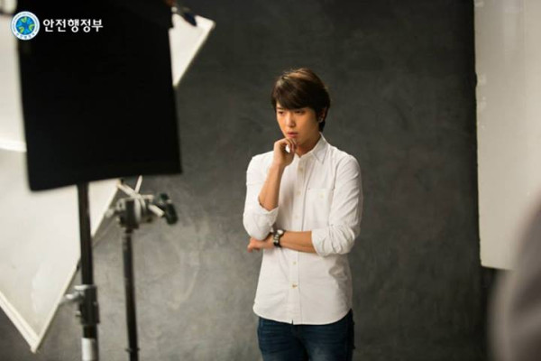 [PHOTOS] Participation de Yonghwa pour Safe Community Campaign Ad 791467933