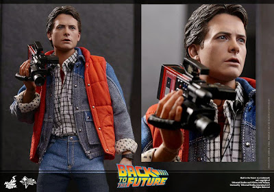 Action Figures - Page 8 HOT-TOYS-MARTY-MCFLY-03