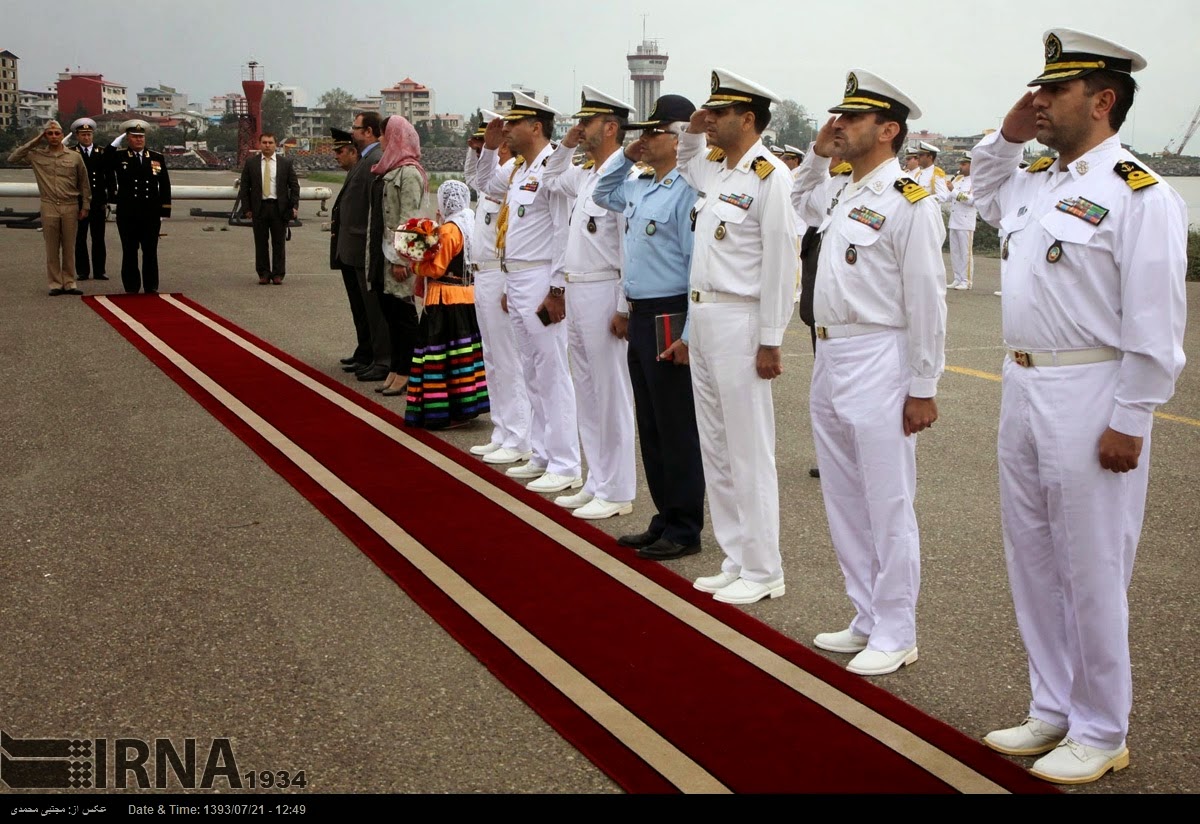 مناورات بحريه مشتركه ايرانيه - روسيه في مياه بحر قزوين  Russian%2BNavy%2Bwarships%2Bberthed%2Bat%2BBandar%2BAnzali%2C%2BIran%2B7