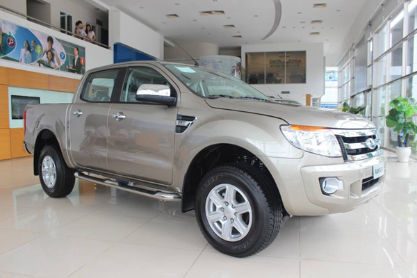 Ford Ranger, Ford Ranger 2015 Gía Cực Rẻ Ford-ranger17