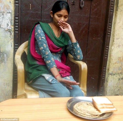 هندية عمرها 25 عاما لم تتذوق الطعام منذ ولادتها 22