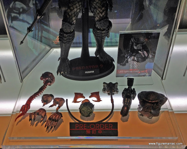 [Hot Toys] Predator 2: City Hunter Predator - 1/6 scale - LANÇADO!!! <fotos OMG> pág 11 - Página 6 IMG_2030