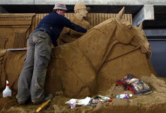 صور يالرمال Museum-sand-sculpture-011