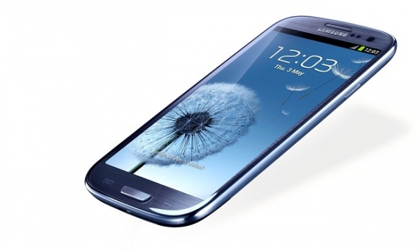 كيف تتخلص من بياناتك بطريقة آمنة قبل بيع هاتف أندرويد  Samsung-galaxy-s3