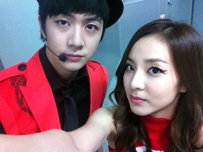 [01.08]Dara poste une photo d'elle & son frère sur son Me2day 20110731_thunder_dara_0