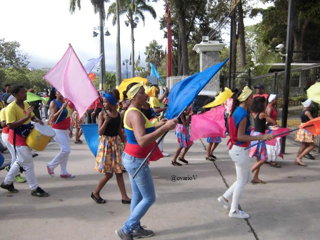 Gobierno de Nicolas Maduro. - Página 28 %25235J-2015%2Bdesfile%2B023