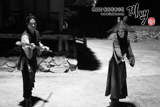 [PICS] Photos du drama 'Gyebaek'  129-1