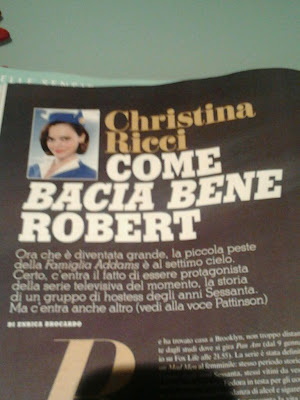 6 Enero- Christina Ricci habla sobre besar a Rob en 'Bel Ami'  en la Revista Vanity Fair Italia 333976_2653814702512_1170132671_32386967_1233096785_o