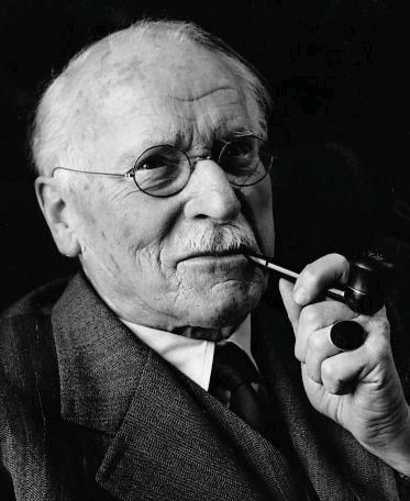 Carl Gustav Jung (1875-1961) y Mircea Eliade 375956.501