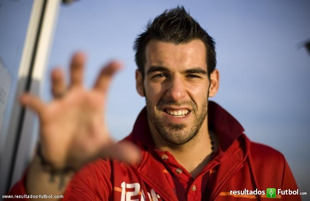 PARECIDOS RAZONABLES - Página 18 Alvaro-negredo-crack-rf_393187