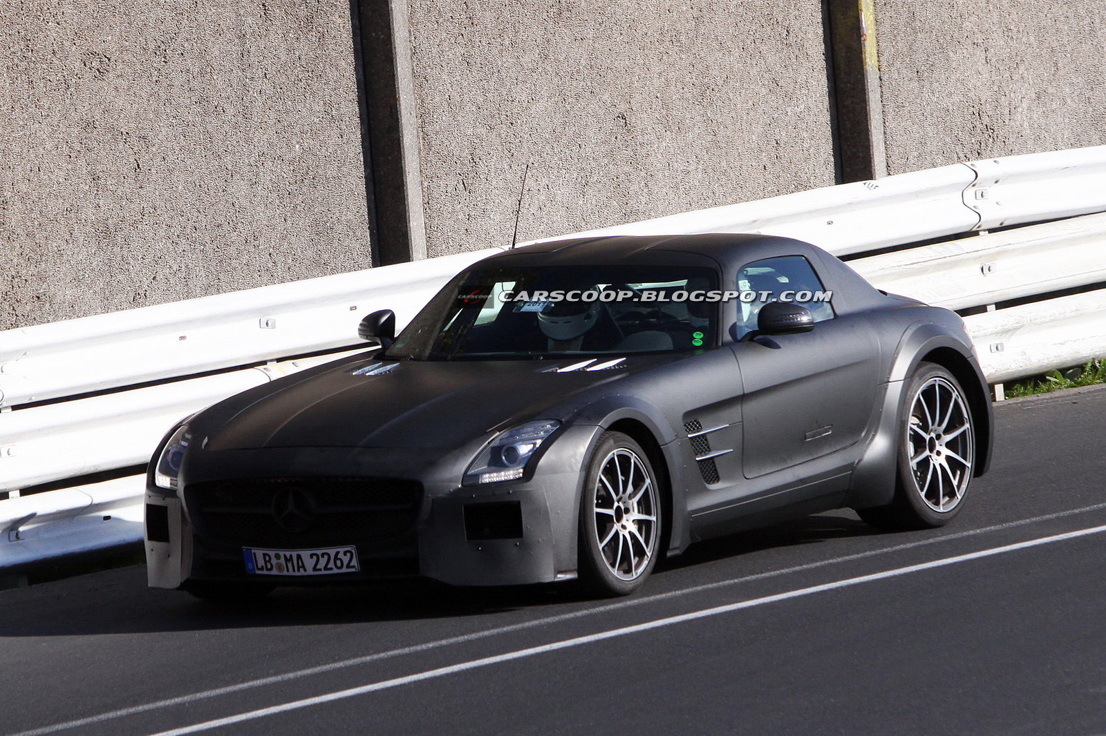 mercedes - 2009 - [Mercedes] SLS AMG - Page 20 Mercedes-SLS-AMG-Black-Series-2