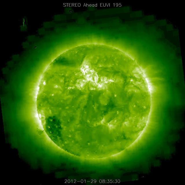 SEGUIMIENTO DE ANOMALIAS Y OBJETOS EXTRAÑOS CERCA DEL SOL - Página 3 20120129_083530_n7euA_195