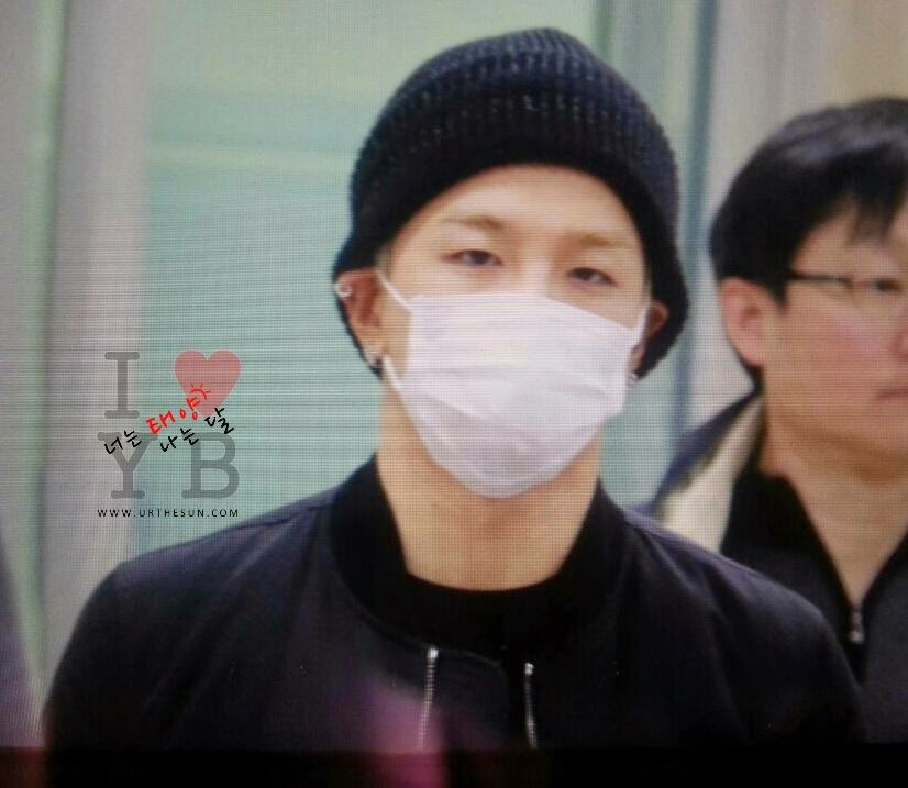 [24/11/2014][Vid/Pho] TOP, GD và Taeyang tại sân bay Gimpo trở về từ Nhật Bigbang-gimpo-1124_001