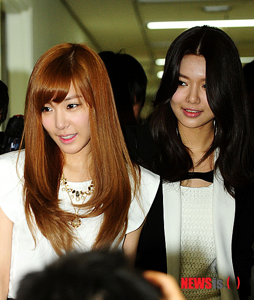 [PICS] Jessica, Tiffany, SooYoung, Seo Hyun Appointment Ceremony At Gangnam-Gu Office || 07.03.12  GrEGC