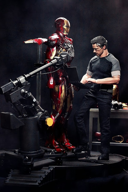 [Hot Toys] Iron Man 3: Tony Stark (Armor Testing Version) - Página 30 B