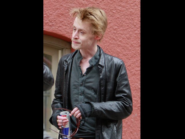 "Macaulay Culkin defiende a su gran amigo"  Macaulay