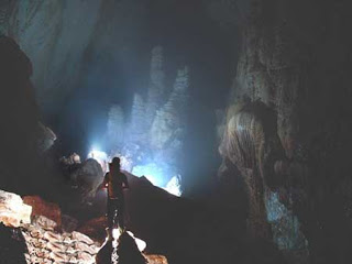 بالصور اكبر كهف في العالم  Cave04