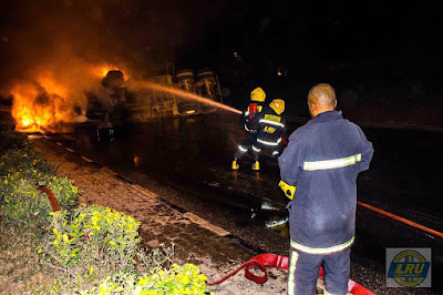 Container Truck On Fire Along Apapa Expressway And Agege Motor Road (pics)  IMG_20170227_073742