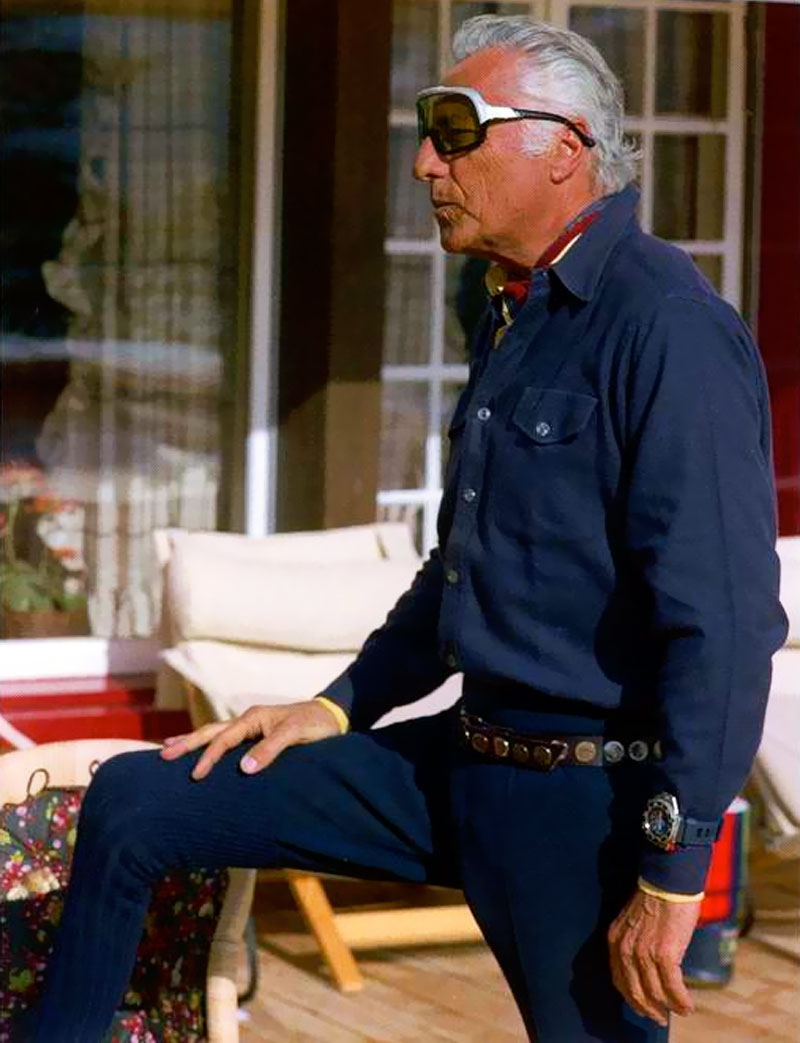 Je porte aussi une montre lorsqu'il n'est pas Vendredi !!! - Page 4 St-Moritz-1979-Gianni-Agnelli