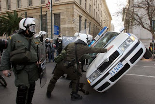 Εικόνα εξαθλίωσης στην ΕΛ.ΑΣ λόγω κρίσης – Δεν έχουν λεφτά ούτε για μελάνι στους εκτυπωτές  Mat_astinomia_532_355