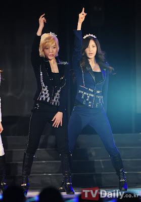 [PICS][11.03.12 ] SNSD @ K-Collection In Seoul 2012  EJihn