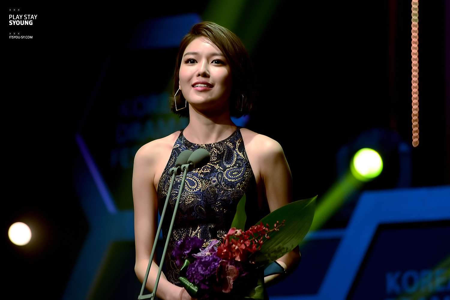 [PIC][09-10-2015]SooYoung đảm nhận vai trò MC cho "2015 Korea Drama Awards" + Nhận giải "Female Excellence Award" vào hôm nay 0210_43