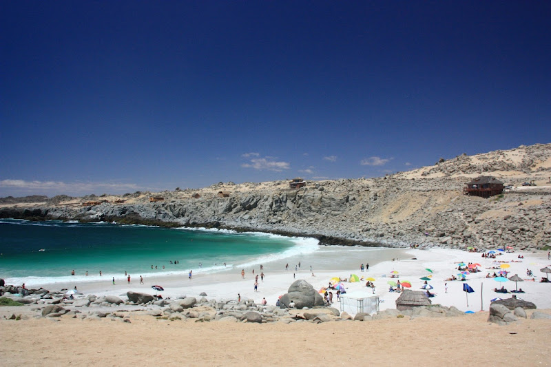 Tal di como hoy Efemérides del 18 de septiembre (hechos historicos ) Playa-la-virgen-copiapo-chile