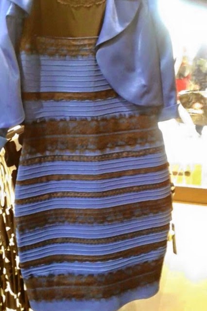 El debate más viral de la historia ¿de qué color es este vestido? Vestido%2Bblanco%2By%2Boro%2Bo%2Bnegro%2By%2Bazul