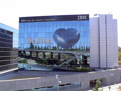  IBM تتصدر قائمة الشركات الحاصلة على براءات الاختراع بـ6478 ابتكارًا Ibm-building