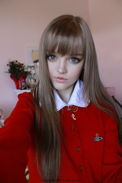 صور باربي الحقيقية KotaKoti-a-16-Year-Old-Teen-a-Real-Life-Barbie-005