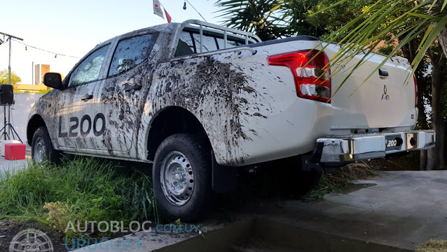 Enquanto isso, no Uruguai - Página 17 Lanzamiento_Mitsubishi_New_L200_Uruguay%2B%252814%2529