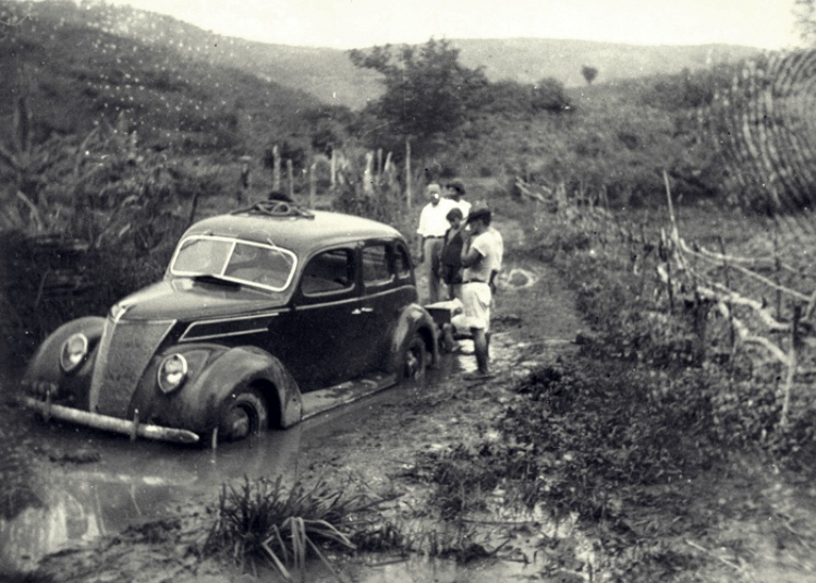 Neto de Henry Ford morre nos EUA __00Fordlandia004