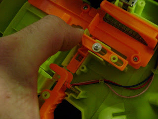 2011 New Nerf Releases - The Definitive thread - Page 9 311740_10150348387198634_725343633_8412087_1380761492_n