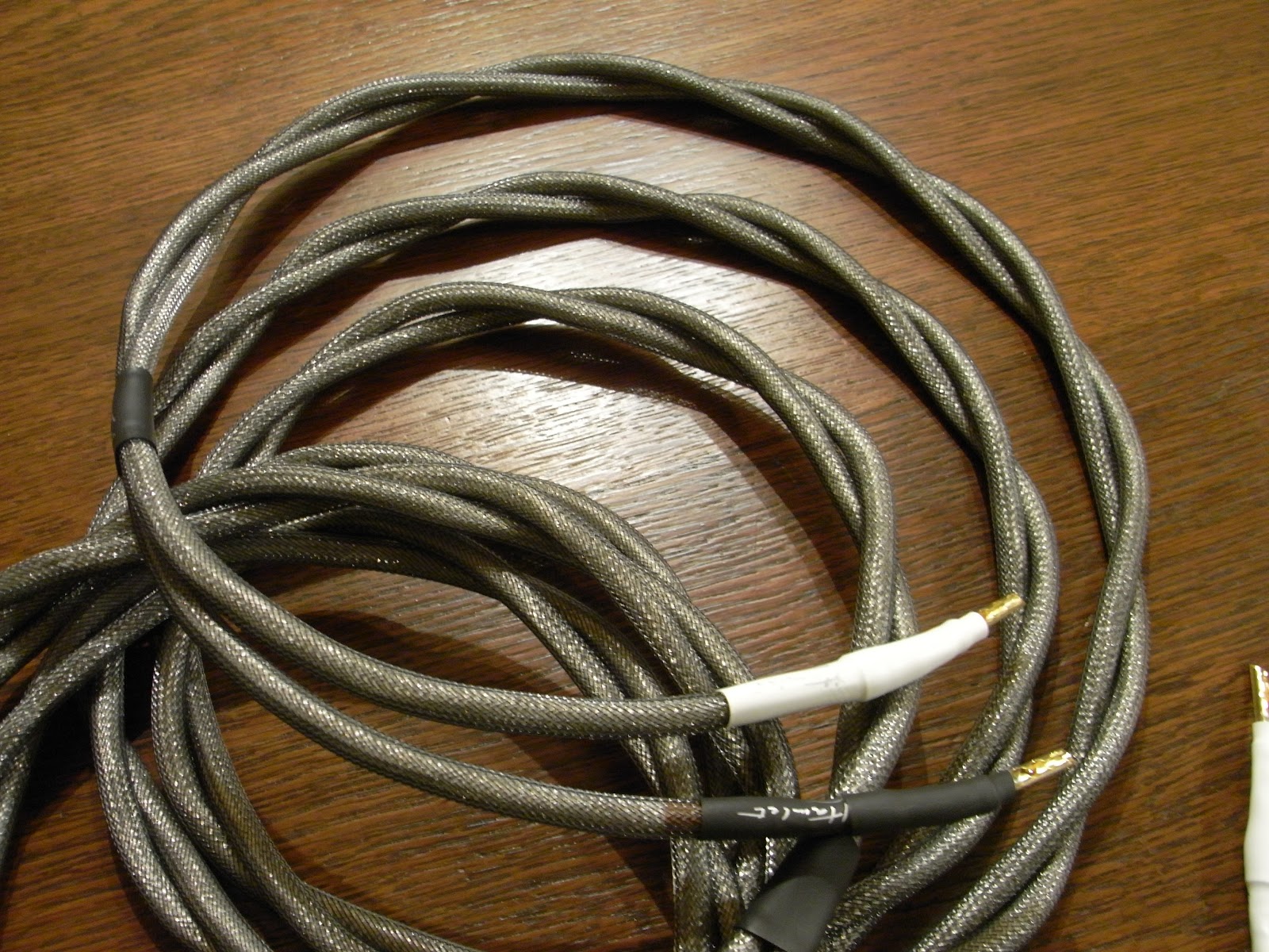 Audio HUM-DIY para dummies, II: cómo experimentar con cables - Página 5 RIMG2246