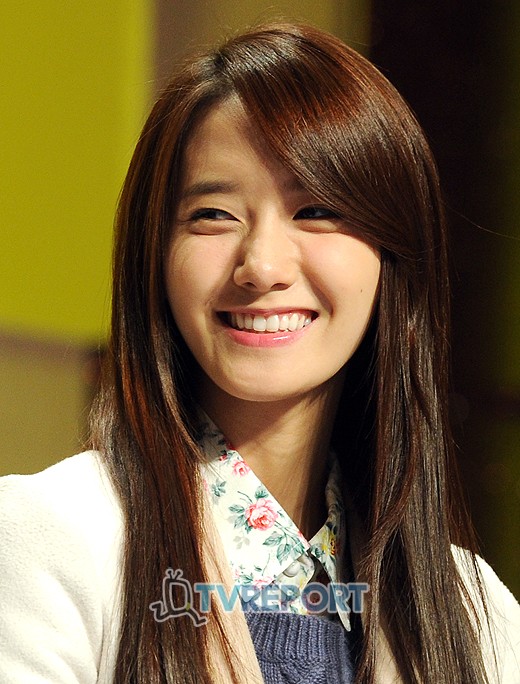 My teacher ~ Snsd%2Byoona%2Blove%2Brain%2Bpress%2Bconference%2B%25286%2529