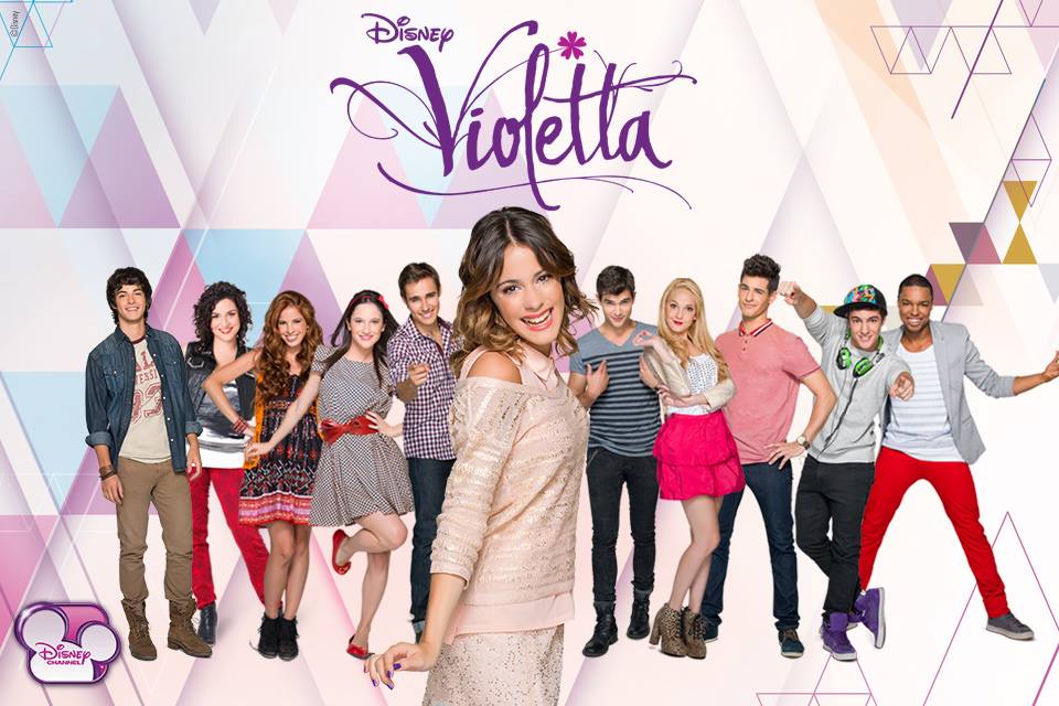 *Fotos de Violetta* 1174780_511353368950347_234125331_n