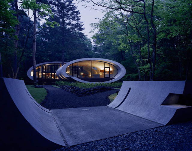 اليابانيين ماخلو مكان ما أستثمروه  Japanese-oval-sushi-roll-house-villa-cottage-2