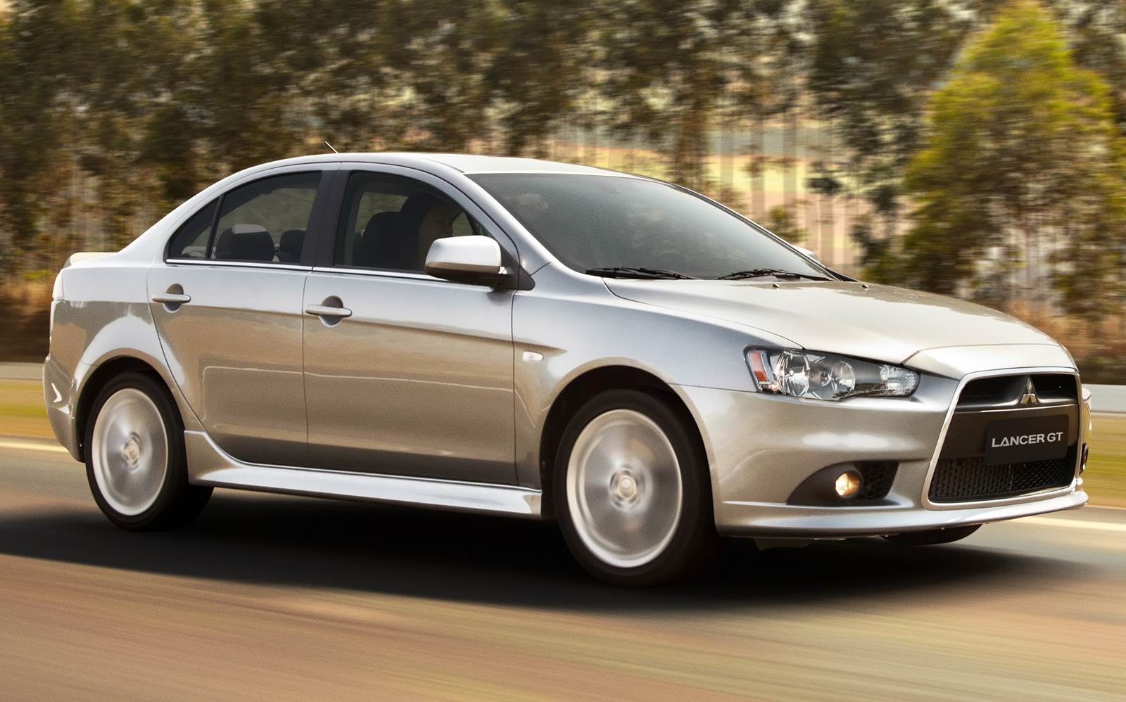 Ranking de Vendas - Dezembro de 2.014 Mitsubishi-Lancer-2015%2B(6)