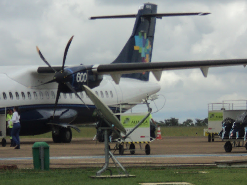 Azul e Aviação Geral - SBUR DSC03975