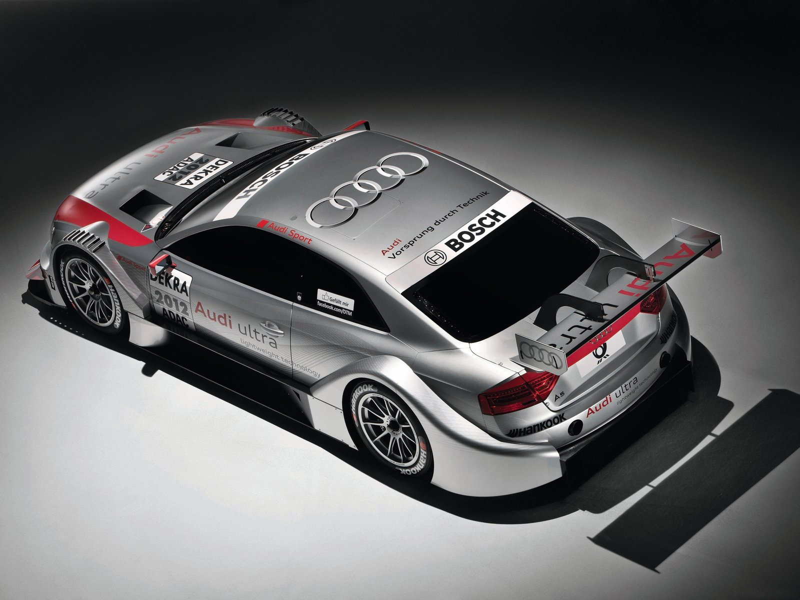 OZFM Tourenwagen Masters Audi-A5-DTM-2012-3