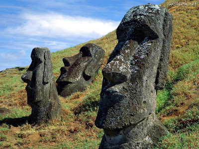 DOC- La revelación de las pirámides Moai-Statues%252C-Rano-Raraku%252C-Easter-Island%252C-Chile