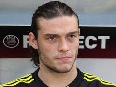 Cody Rhodes signs for Newcastle Utd!! Andy-Carroll-on-the-bench-Braga-v-Liverpool-2_2572200