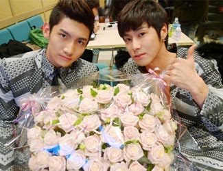 [29/3/2011][Pic] TVXQ Official Website  Homin%2B%25281%2529