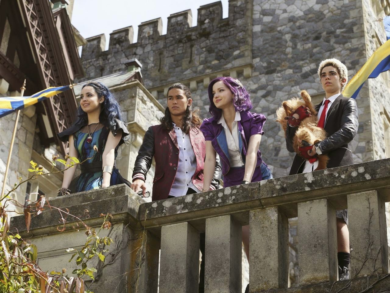 2015 - Descendants (2015) - Página 2 11165133_10153306444689903_8059369243722766740_o