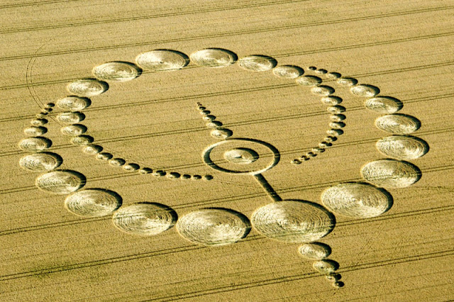 #Misterio en Salta: aparecieron círculos OVNI en campos de trigo#Nuevos Círculos de las Cosechas en 2011 al 2015 - Página 11 I392-EtchOb